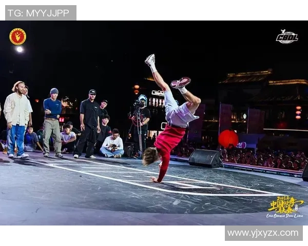 南京街舞队荣登全国街舞状态排行榜第4名引发热议 南京街舞队荣登全国街舞状态排行榜第4名引发热议